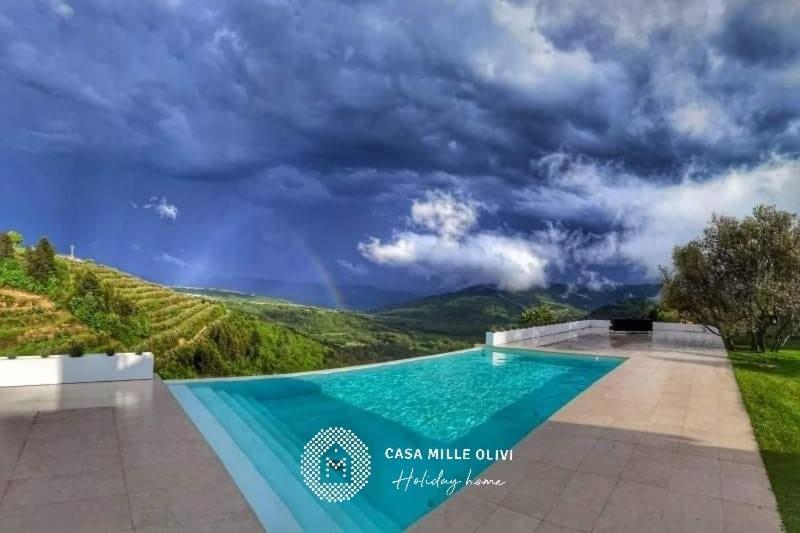 הוילה בוזט Casa Mille Olivi מראה חיצוני תמונה